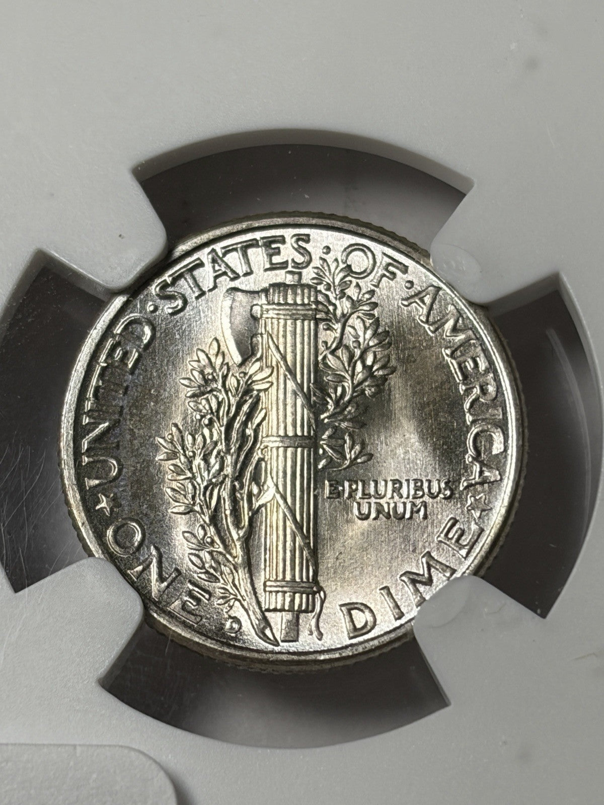 1943-D NGC MS68 FB Mercury Dime