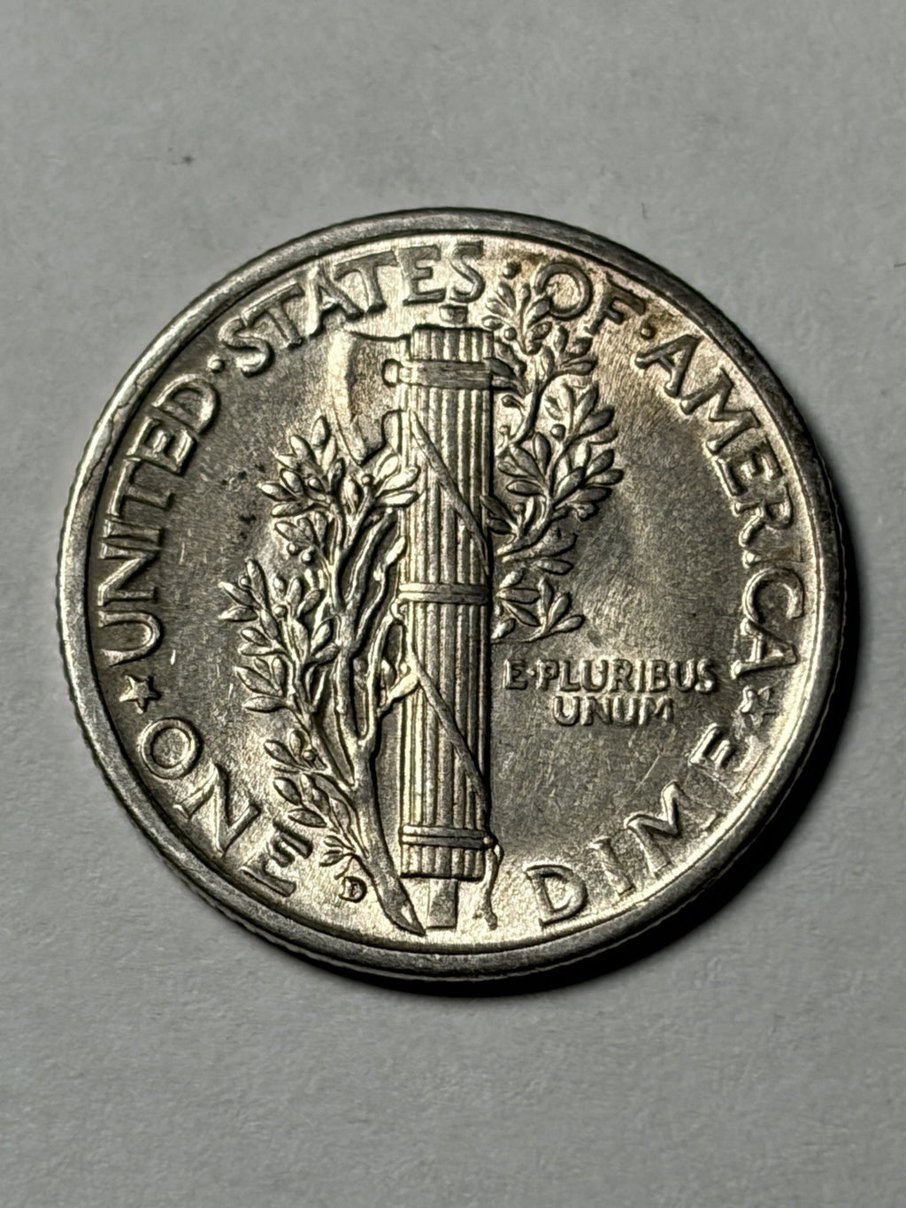 1928-D Mercury Silver Dime Strong Bands