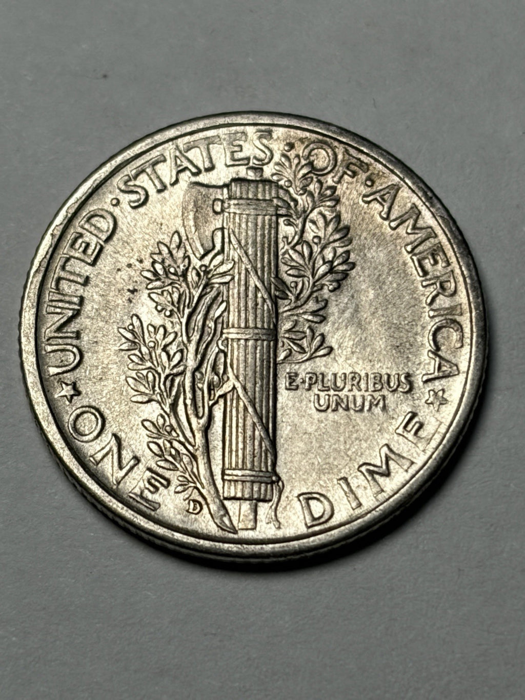 1928-D Mercury Silver Dime Strong Bands